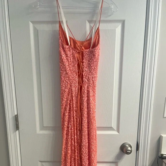 Prom Dress - Picture 4 of 8